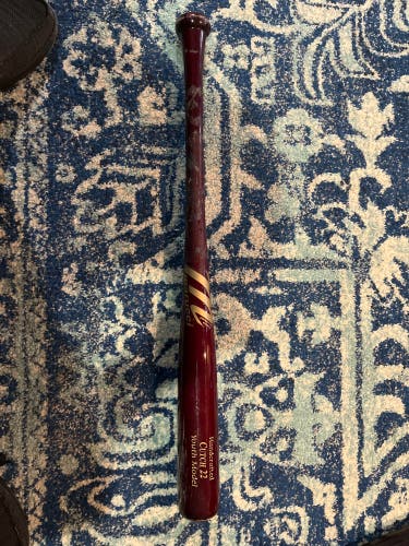 Marucci Wood (-5) 22 oz 27" Cutch 22 Bat