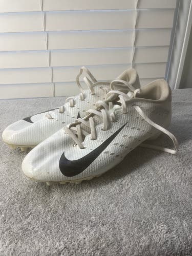Nike Vapor Edge Untouchable 3 football cleats