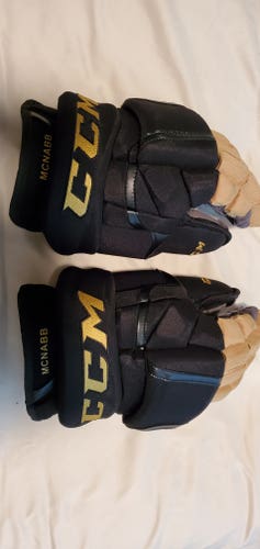Used CCM HG12 Gloves 14" Pro Stock