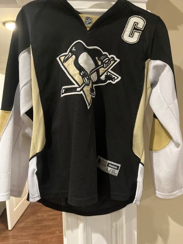 Black Used Kids Unisex Reebok Jersey