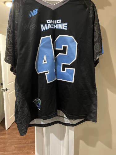 Black Used XXL New Balance Jersey