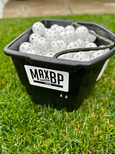 Max BP Pro Pitching Machine with accessories