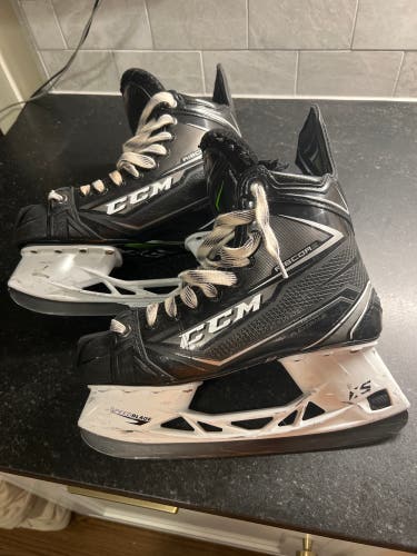 CCM Ribcore Platinum skates (Size 8)