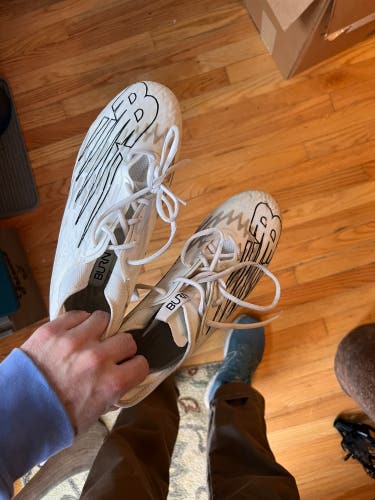 Adult Size 11 (Women's 12) New Balance Freeze