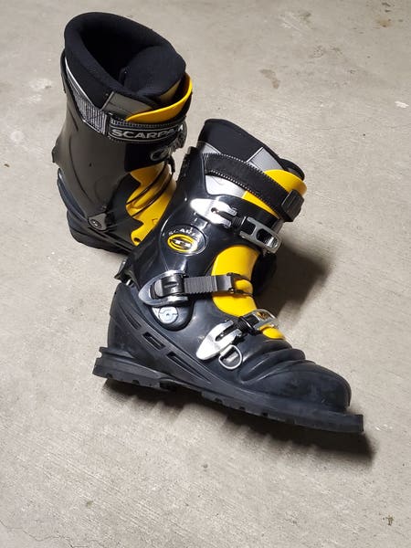 k2 bumblebee ski boots Recon 120 BOA 2026 With a 120 flex and lightweight Powerlite Shell K2 Anthem Pro Women's Ski
