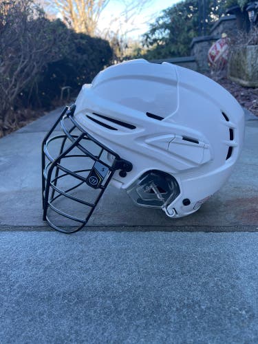 Warrior Fatboy Box Lacrosse Helmet (Size: Adult Small)