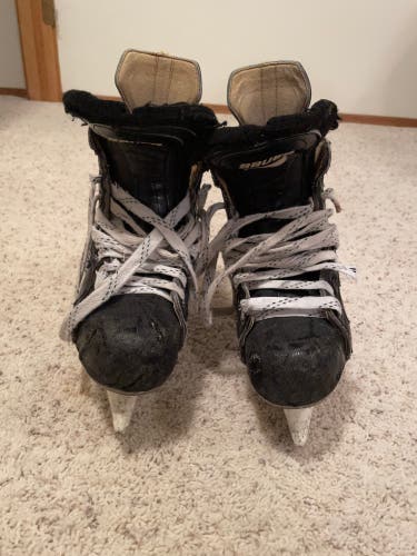 Used Bauer Regular Width Size 8 Supreme 6000 Hockey Skates