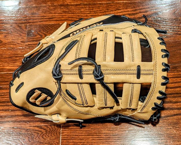 New Wilson Right Hand Throw First Base A2000 2800 Baseball Glove 12"