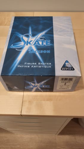 Used Jackson Ultima Figure Skates Size 9J