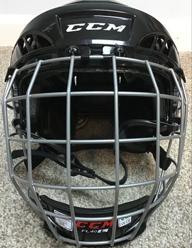 Used Medium CCM FL40 Helmet with mask