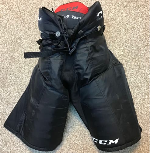 Junior Used Large CCM QLT 230 Hockey Pants