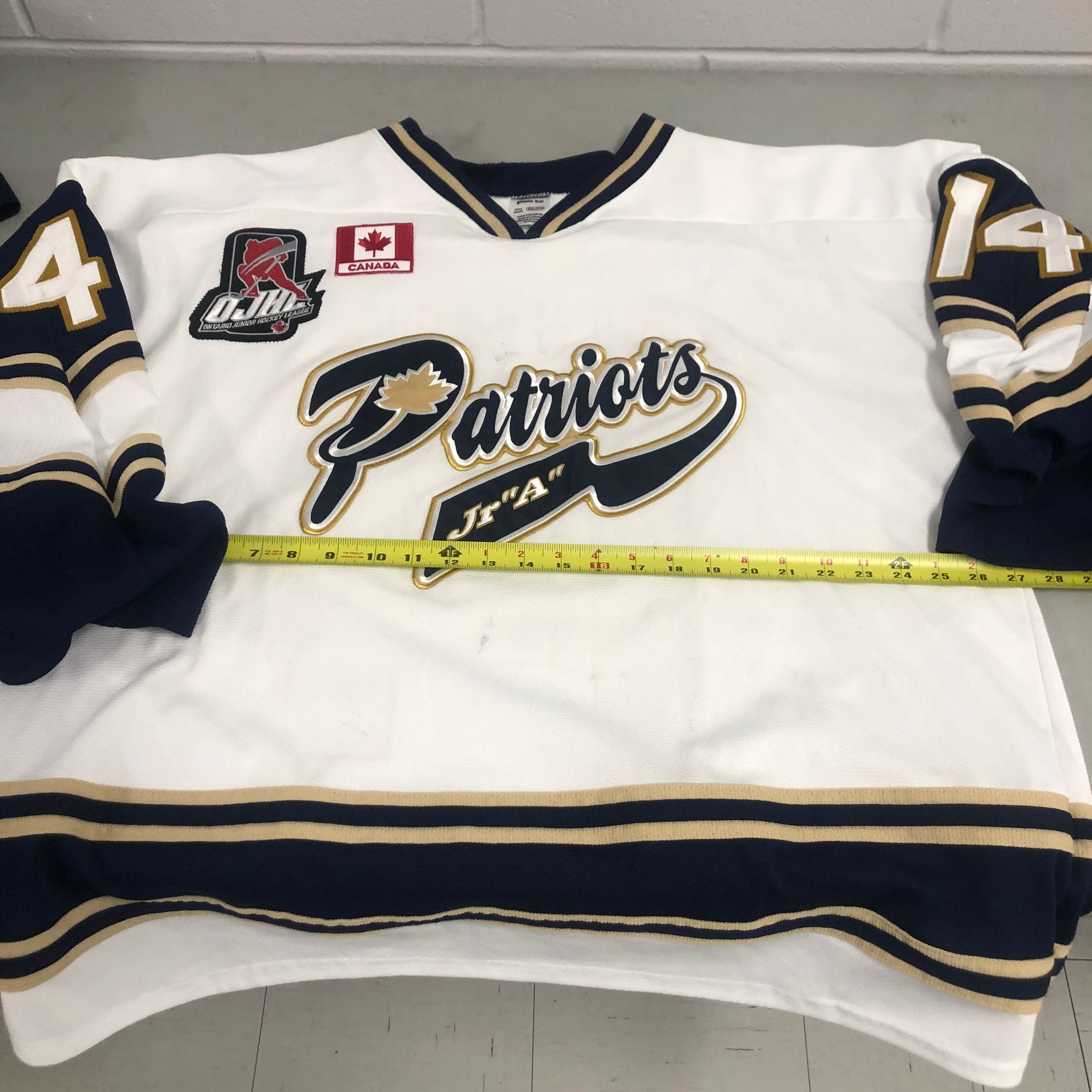 Toronto Patriots JrA XXL game jersey (#28)