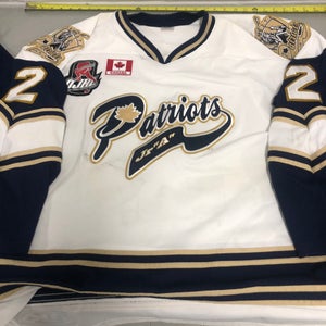 Toronto Patriots JrA XXL game jersey (#2, 7 or 52)