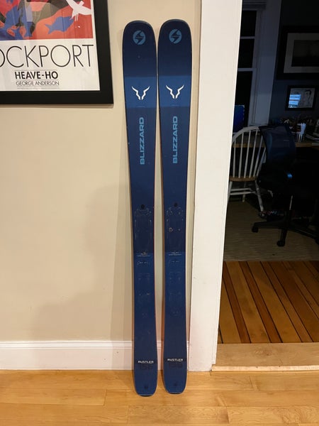 Used Unisex Blizzard  156 cm All Mountain Team Rustler Skis Without Bindings