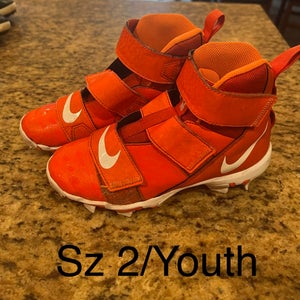 Youth Nike Force Football Cleat
