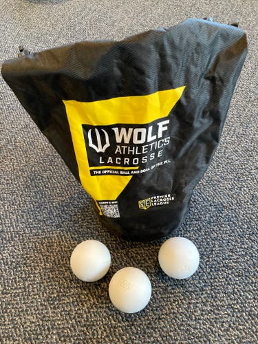 New Wolf Lacrosse Balls (10)