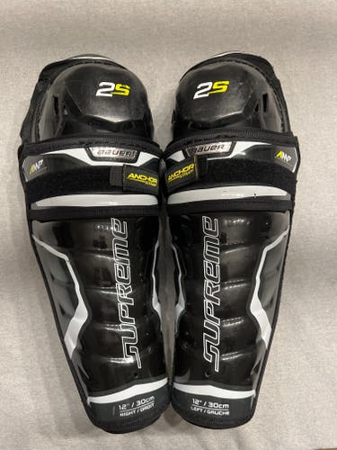 Used Bauer Supreme 2S Pro Shin Pads