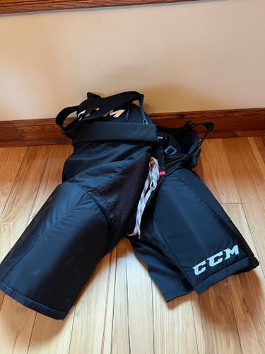 Senior *Used ONCE* XL CCM JetSpeed FT370 Hockey Pants