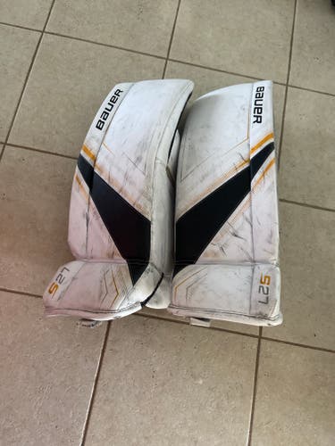Used 33 total”Bauer Supreme S27 Goalie Leg Pads
