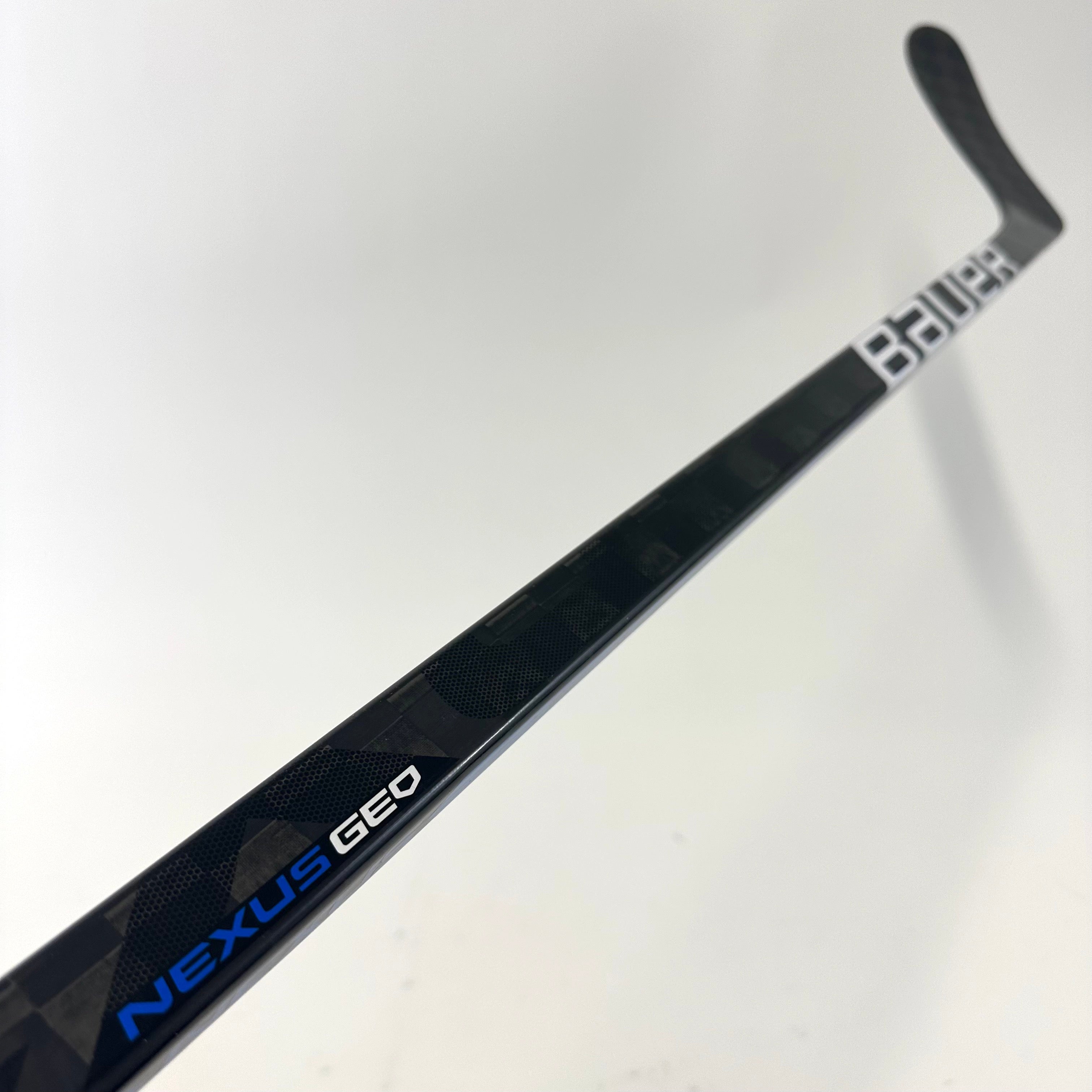 Bauer Nexus Geo Custom LH Grip Pro Stock Hockey Stick 82 Flex Mid