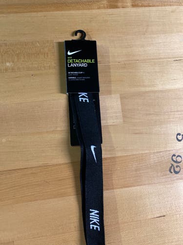 Nike Detachable lanyard