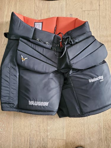 Senior New XL Vaughn Velocity 7460 Hockey Goalie Pants