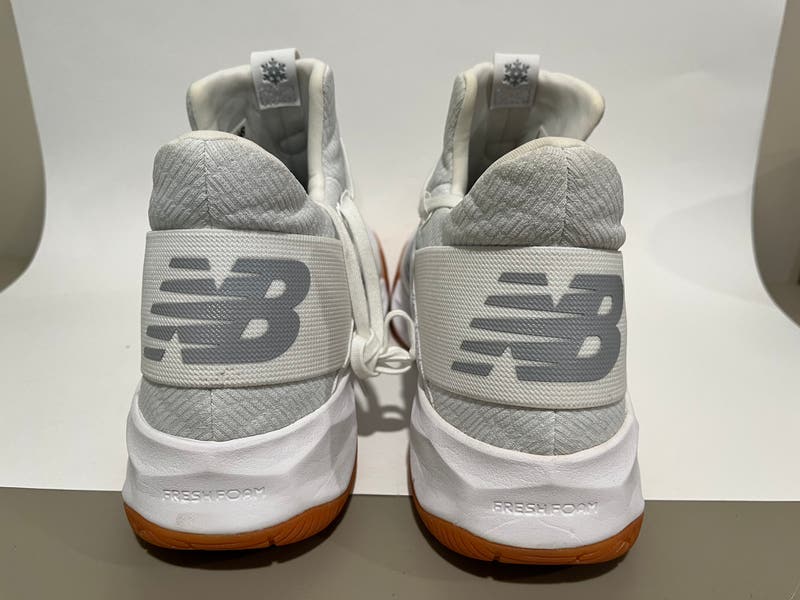 New Balance Freeze Box 2.0 Box Indoor Lacrosse Shoes Sneakers White and Gray New Balance Freeze V3 Box Indoor White Lacrosse Shoes main image 3