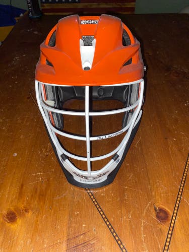 Player's Cascade S Helmet