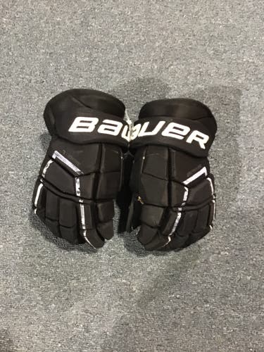 Used Black Bauer Supreme 3S Retail Gloves 13”