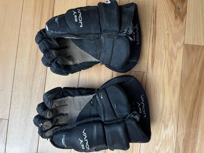 Bauer 12" Vapor X20 Gloves