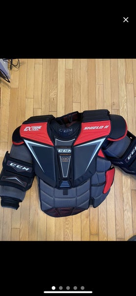 Used Large CCM Extreme Flex Shield II Goalie Chest Protector