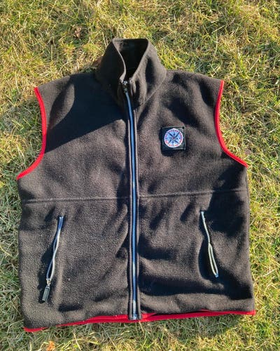 Marlboro Adventure Gear fleece vest size Medium
