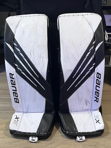 34" Bauer Vapor 3X Goalie Leg Pads - Like New