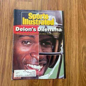 Atlanta Falcons Deion Sanders NFL FOOTBALL 1992 Sports Illustrated Magazine!