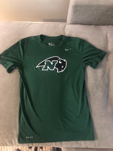 Nichols College Adult Nike Shirt Size Small
