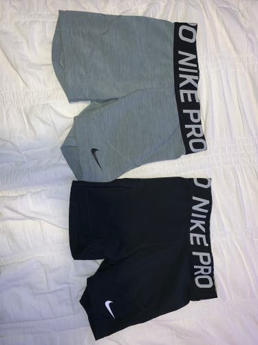Set Of 2 Women's Nike Pro Compression Shorts