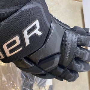 Bauer 14" Supreme 2S Pro Gloves