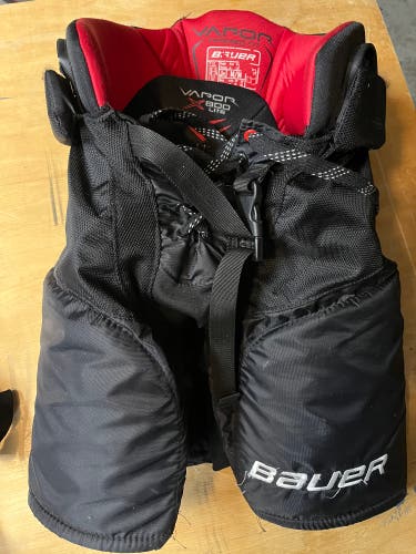 Used Medium Bauer  vapor x800 lite Hockey Pants