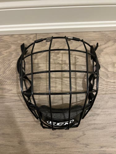 Large CCM FM580 Black Cage