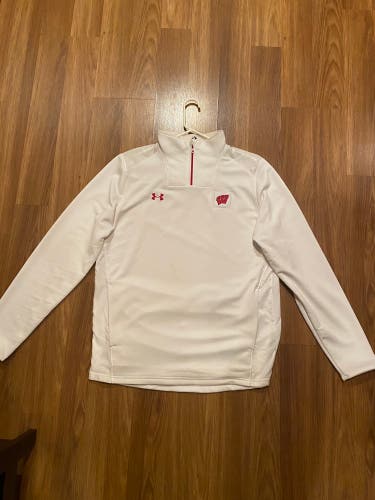 Wisconsin Hockey Team Issued Under Armour 1/4 Zip Pullover White Men’s Large