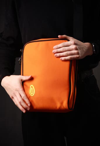 Timbuk2 Euro Tote Large Vertical Orange Cross Body Shoulder Travel Nylon Zip Bag