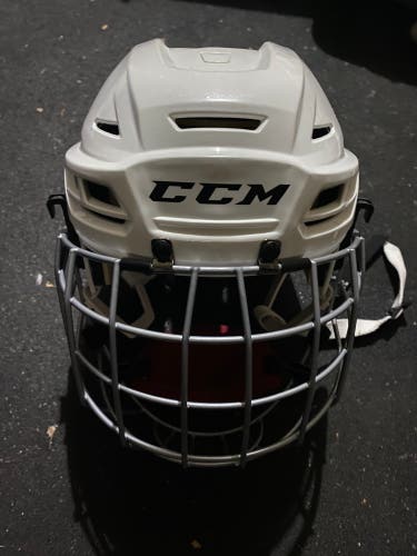 Used Small CCM Tacks 110 Helmet