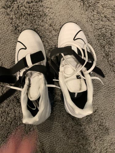 Nike weightlifting shoes 8.5 Rom 4s