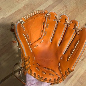 Pitcher's 12" Japan Select Baseball Glove