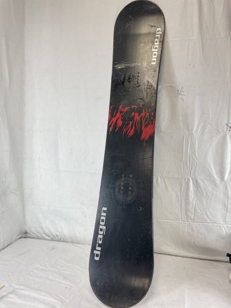 Used Forum Destroyer Dragon 158 Cm Snowboard