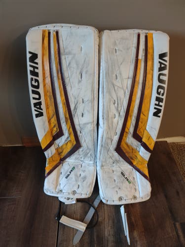 Used 28" Vaughn Ventus SLR2 Goalie Leg Pads