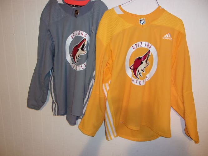 Arizona Coyotes gray and gold Adidas size 58 practice jerseys from 2017-2021 seasons (no patches)