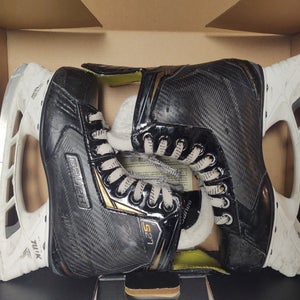 Junior Used Bauer Supreme S27 Hockey Skates Regular Width Size 3
