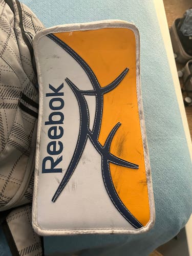 Reebok Revoke 9000