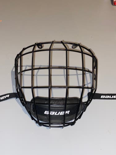 Lightly Used Medium Bauer Profile II Facemask